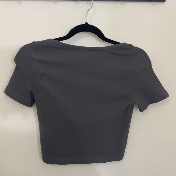 SEAMLESS TOP - Picture 2 of 2